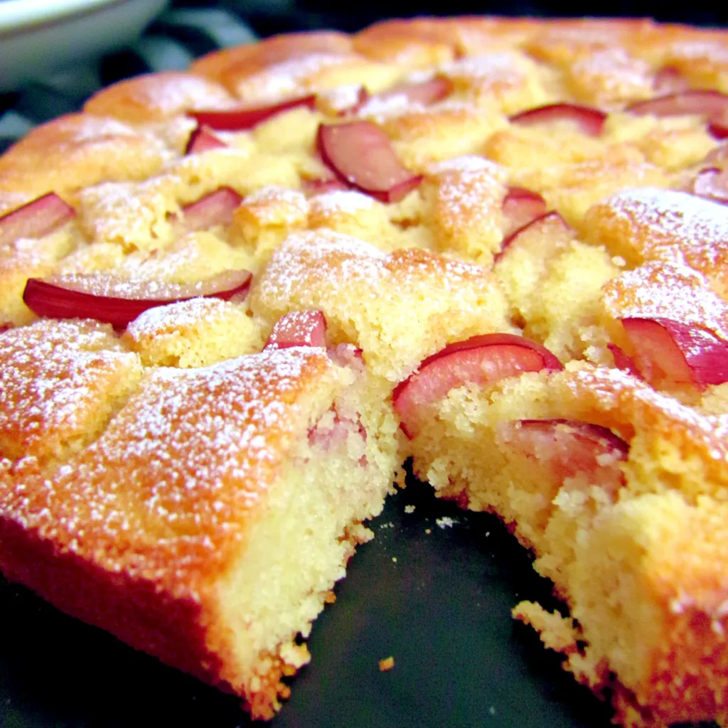 Blitzschneller Rhabarberkuchen mit Buttermilch